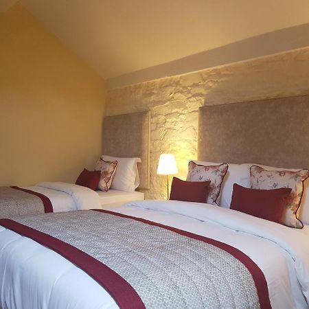 บัลลินาคอร์ทีย์ เฮาส์ Bed & Breakfast ทิปเปอร์แรรี ภายนอก รูปภาพ
